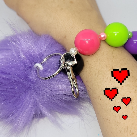 HANDMADE WRISTLET KEYCHAIN!! COOL COLORS!! - Picture 3 of 7